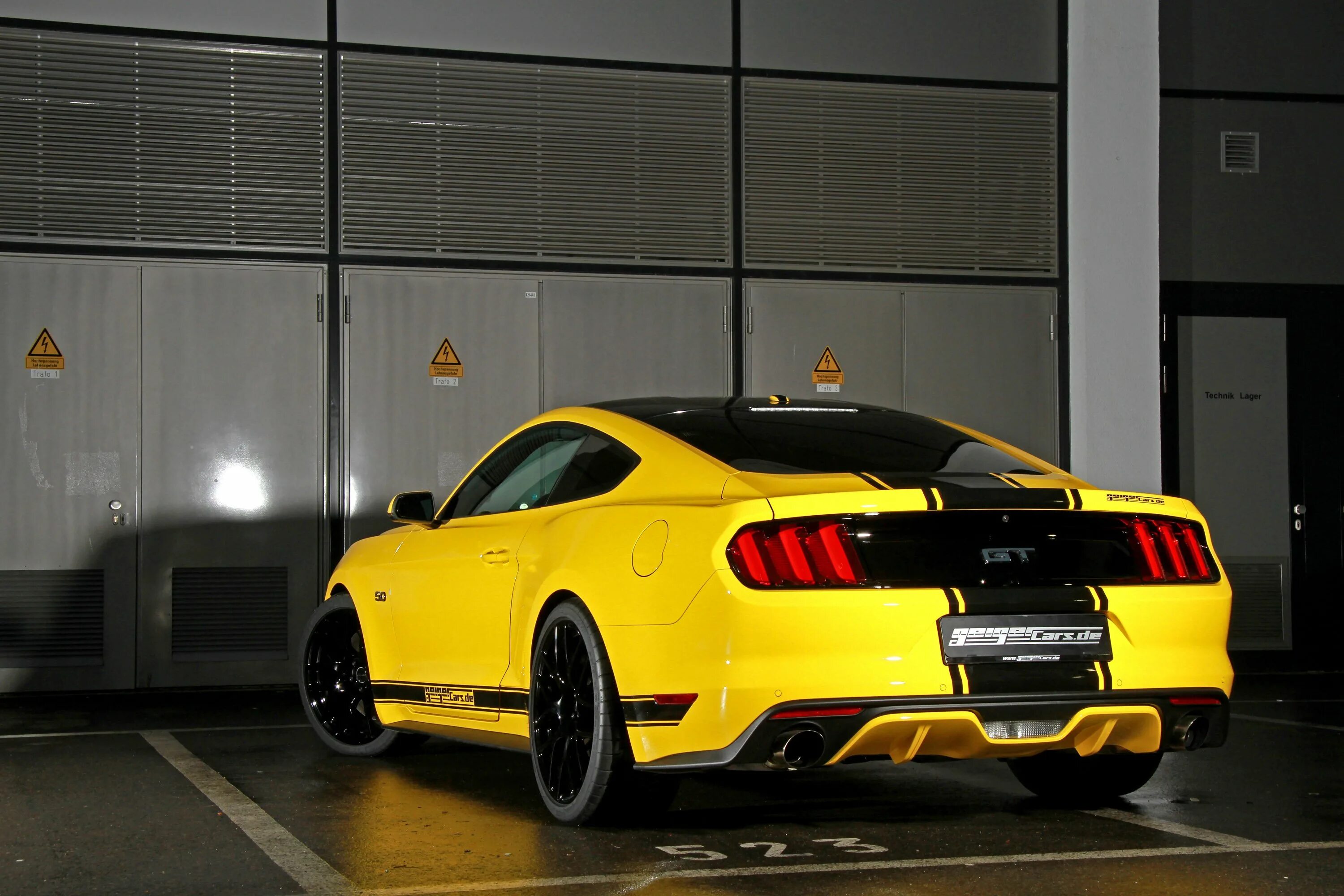 Ford Mustang gt. Форд Мустанг ЖТ желтый. Ford Mustang gt 2015 Tuning. Форд Мустанг gt 2015 желтый.