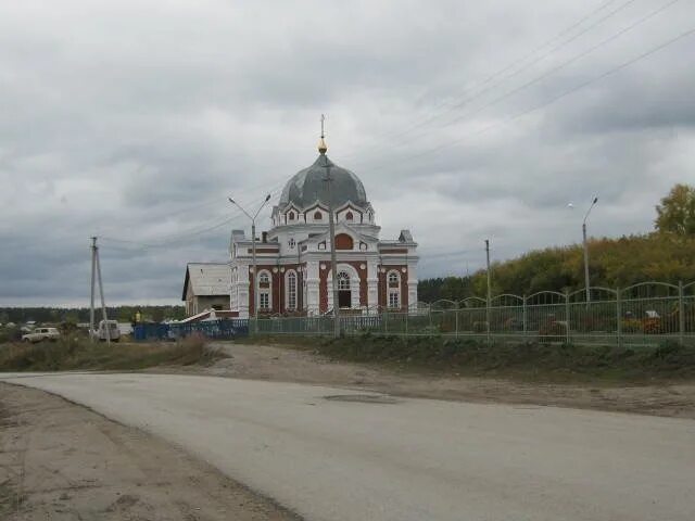 Завьялова новосибирской области погода. Храм Покрова Пресвятой Богородицы Завьялово Искитимский. Завьялово (Искитимский район). Село Завьялово Искитимский район. Кладбище села Завьялово Искитимский район.