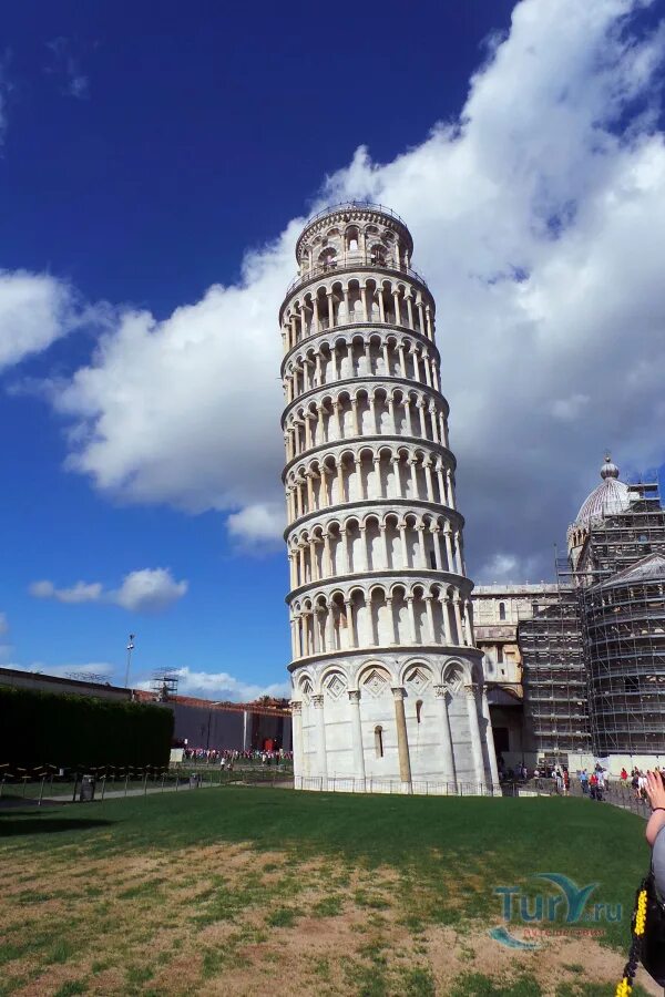 Побывав во многих странах. Колокольня в Италии Пизанская башня. Пизанская башня - «Падающая красавица». Пизанская башня экскурсия.