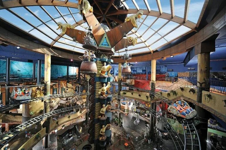 Г ленд. Кёльн парк phantasialand. фантазия ленд кельн.