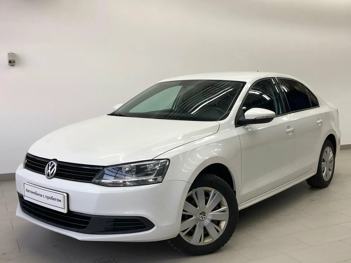 Сколько стоит volkswagen jetta. Фольксваген Джетта 2014. Фольксваген Джетта 6 2014. Volkswagen Jetta 2014 года. Фольксваген Джетта 2014 белая.