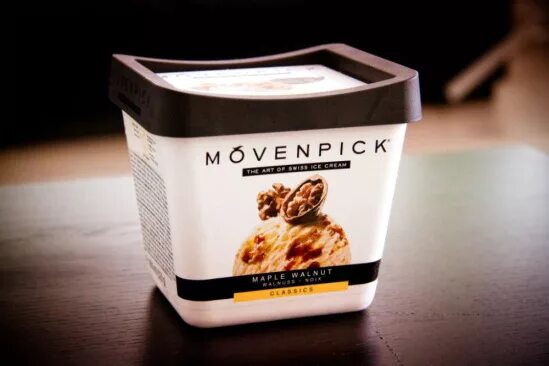 Ммм мороженое. Мовенпик фисташка. Мороженое Movenpick груша, 200мл. Финское мороженое Movenpick. Стаканчик Мовенпик.