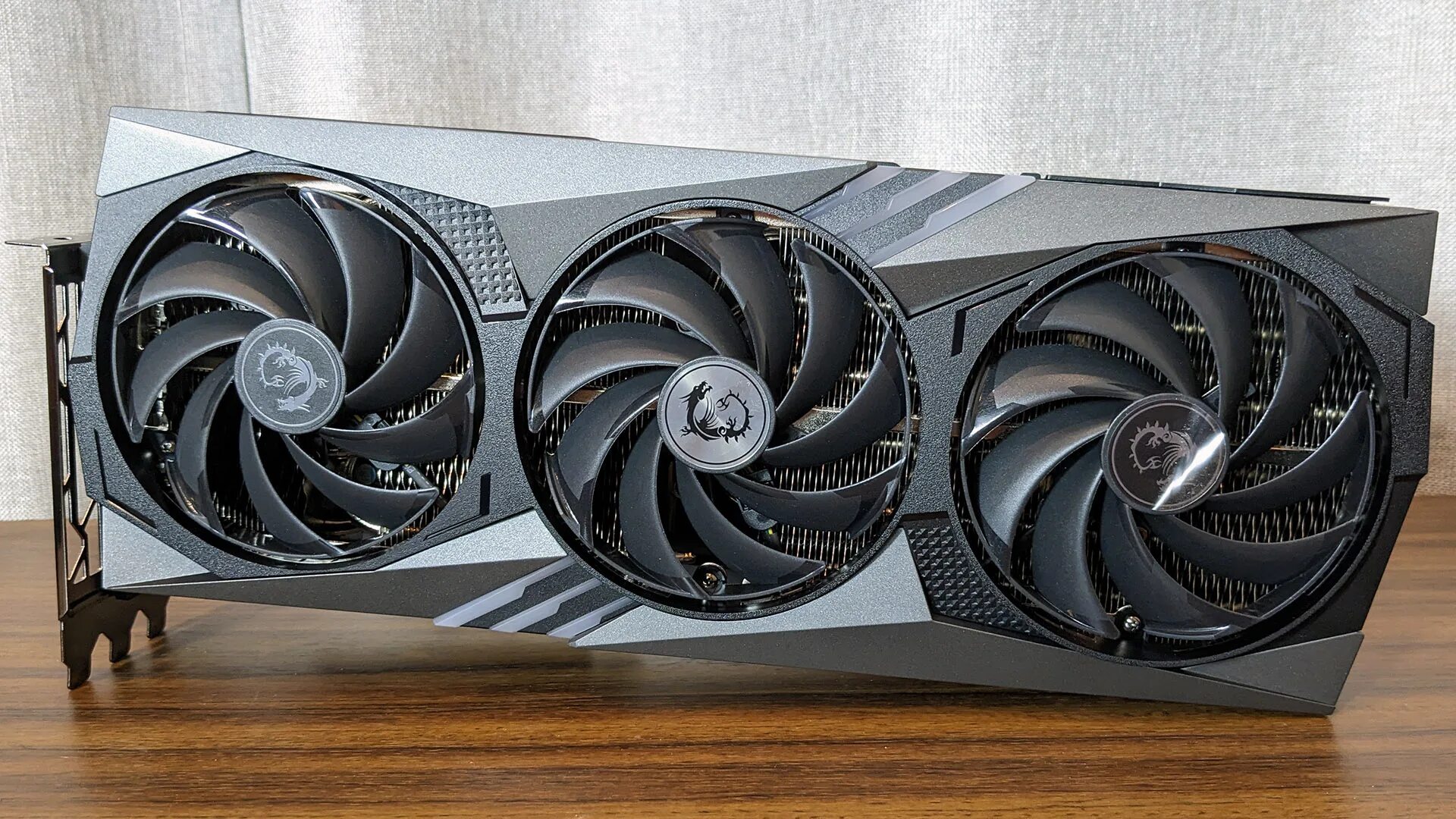 Rtx 4070 ti super 16g gaming x