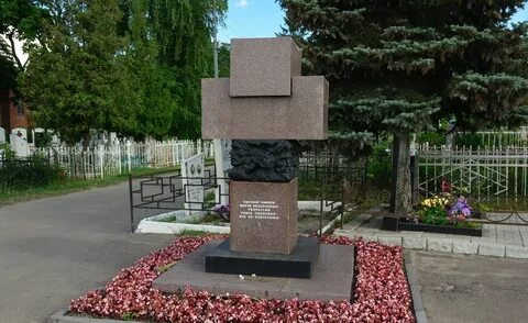 Петропавловском кладбище
