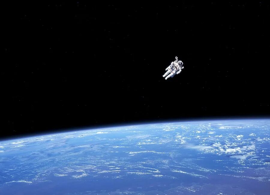 Walk in space. Космос 215. spacewalk. space walking. 포항 space walk.
