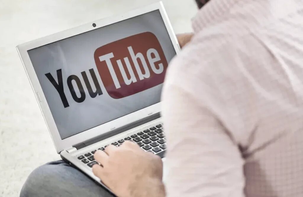 Youtube channel views. Youtube канал. ютуб продвижение. youtube для вашего бизнеса. раскрутка ютуб канала.