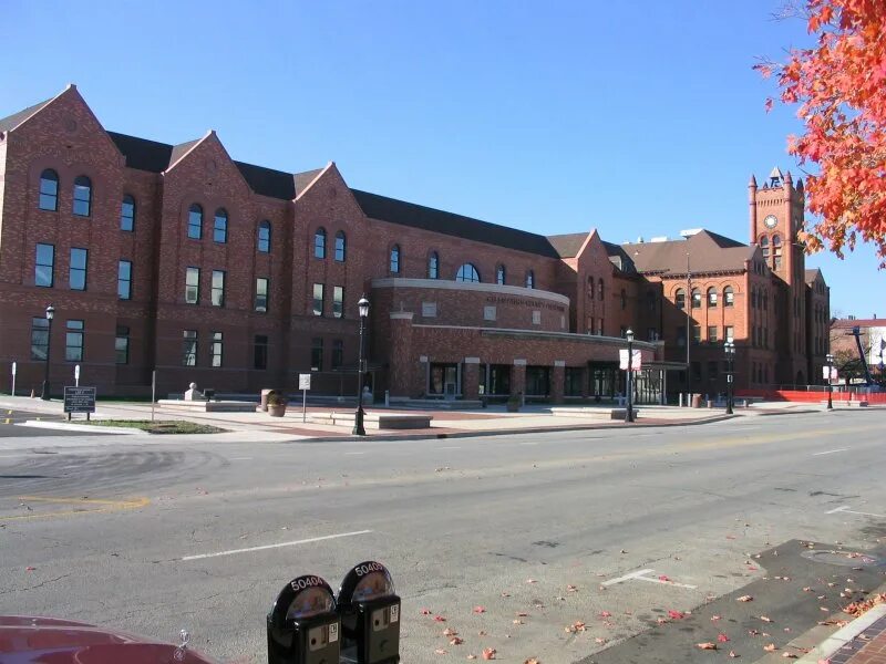 Университет урбана шампейн. Champaign illinois. University of illinois at urbana-champaign, сша, иллинойс. Эрбана иллинойс. Шампейн город.