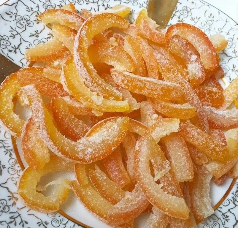 Рецепт цукатов из апельсиновых корок. Засахаренные корки апельсина. цедра апельсина (апельсиновые дольки),100г. апельсиновые цукаты. цукаты из апельсиновых корок.