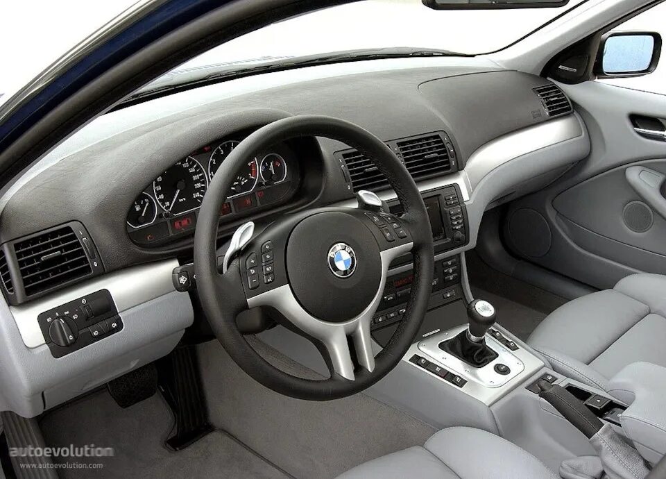 Автомат е46. M3 e46 салон. BMW 3 e46 салон. BMW e46 Interior. BMW e46 салон.