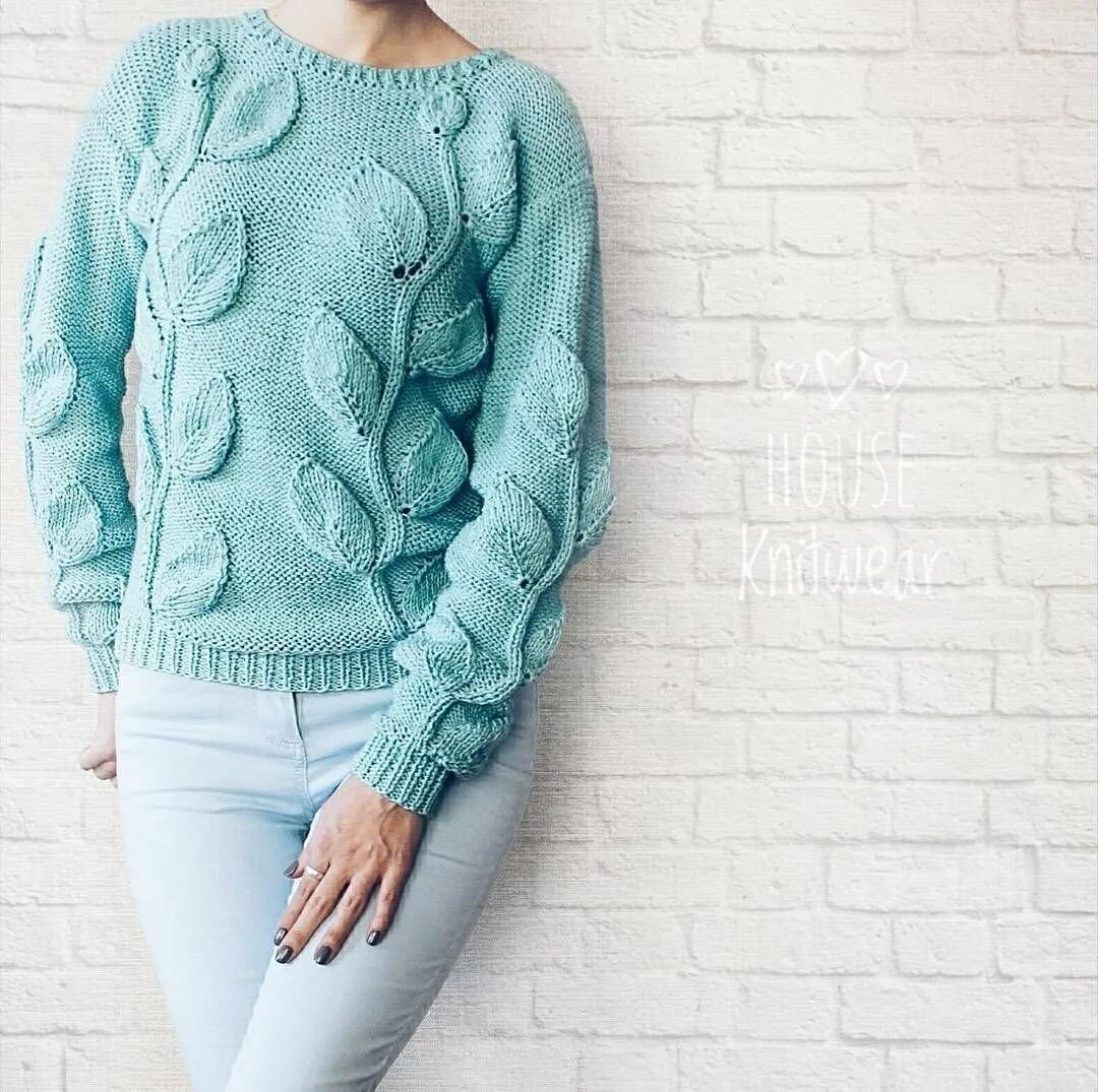 Свитер женский простые узоры. Uzor_spicami свитер. свитер с листиками. джемпер с листьями. вязаный свитер с листьями.