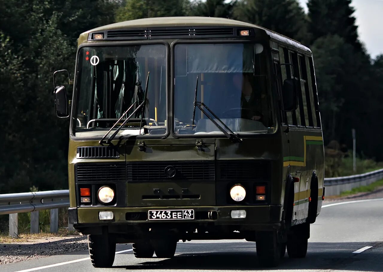 Город автобуса паз. ПАЗ 3205. ПАЗ-3205 автобус. Военный автобус ПАЗ 3205. ПАЗ 3205 черный.