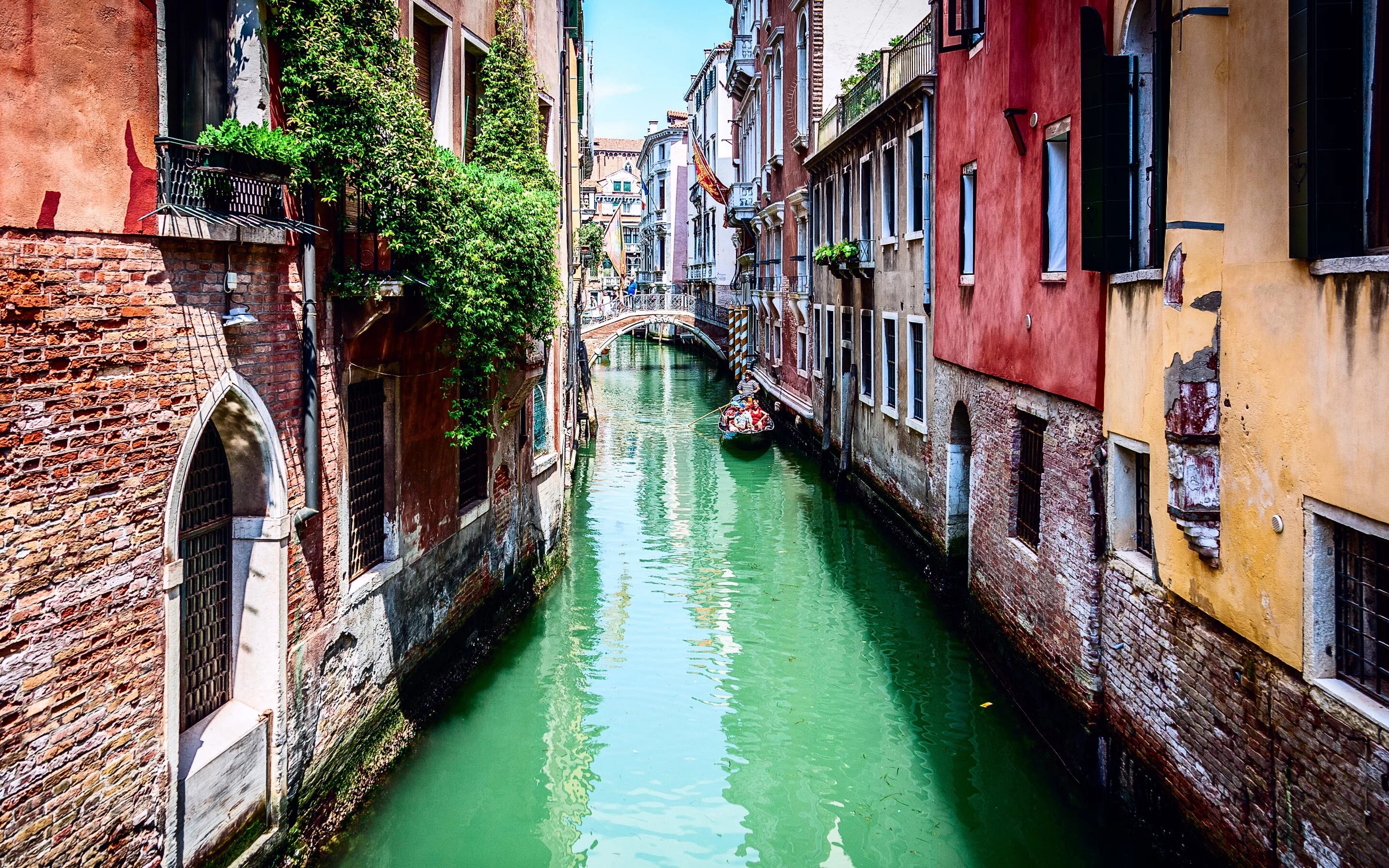 Венеция город в италии. Venice canals. Флоренция гондолы. Grand canal венеция. Венеция гондолы и гондольеры.