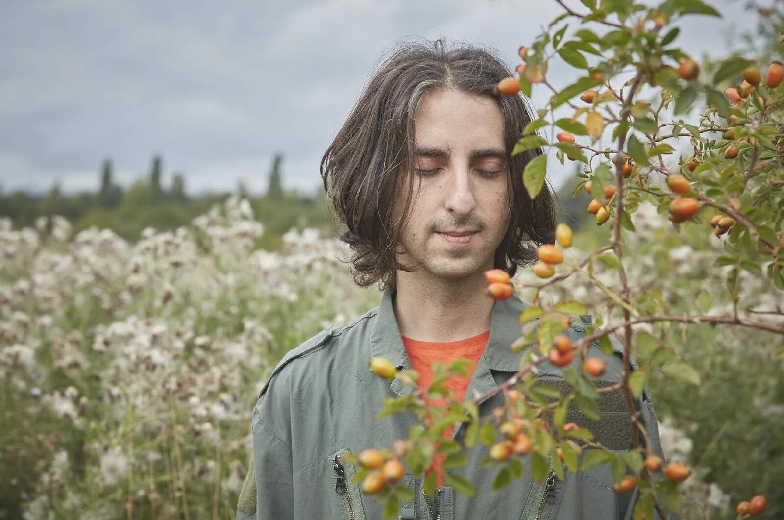 Holden comes to see his teacher. James Holden Expanse. James Hawes певец. Greg Holden певец.