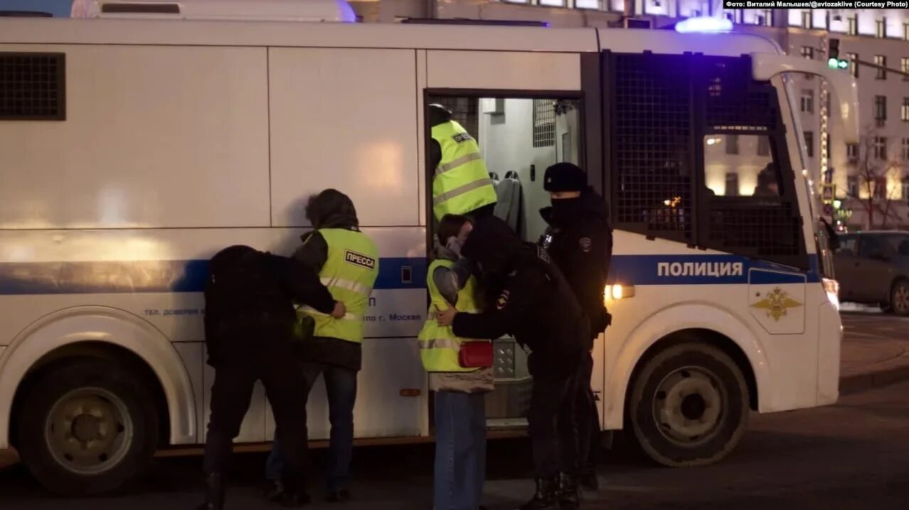 Новости украины 5.03 2024. Полиция арест. Задержания в Москве вчера.