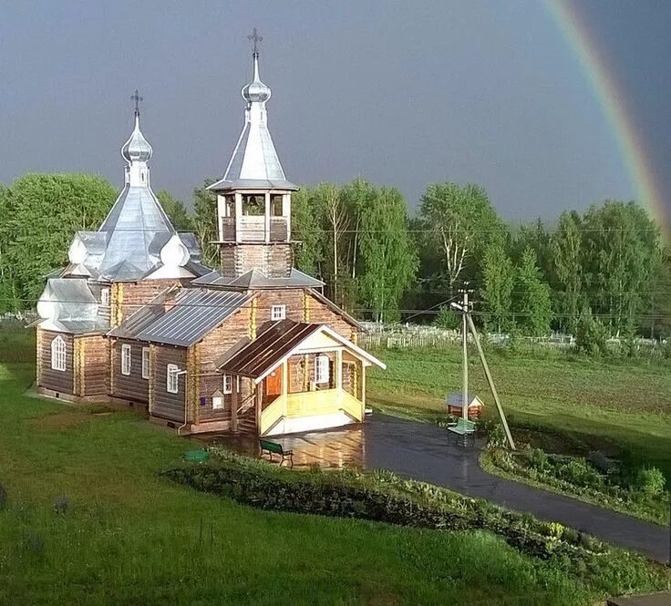 Погода бережное вологодской. Село Нюксеница Вологодская область. Храм в Нюксенице Вологодской области. Нюксенский район Нюксеница. Природа Нюксеница Вологодская.