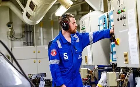 Chief engineering