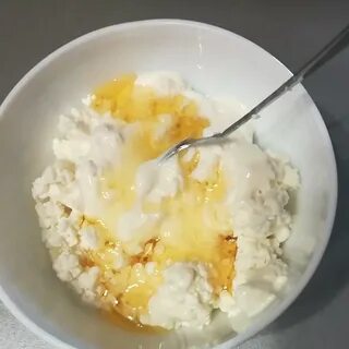 Творог с медом вред