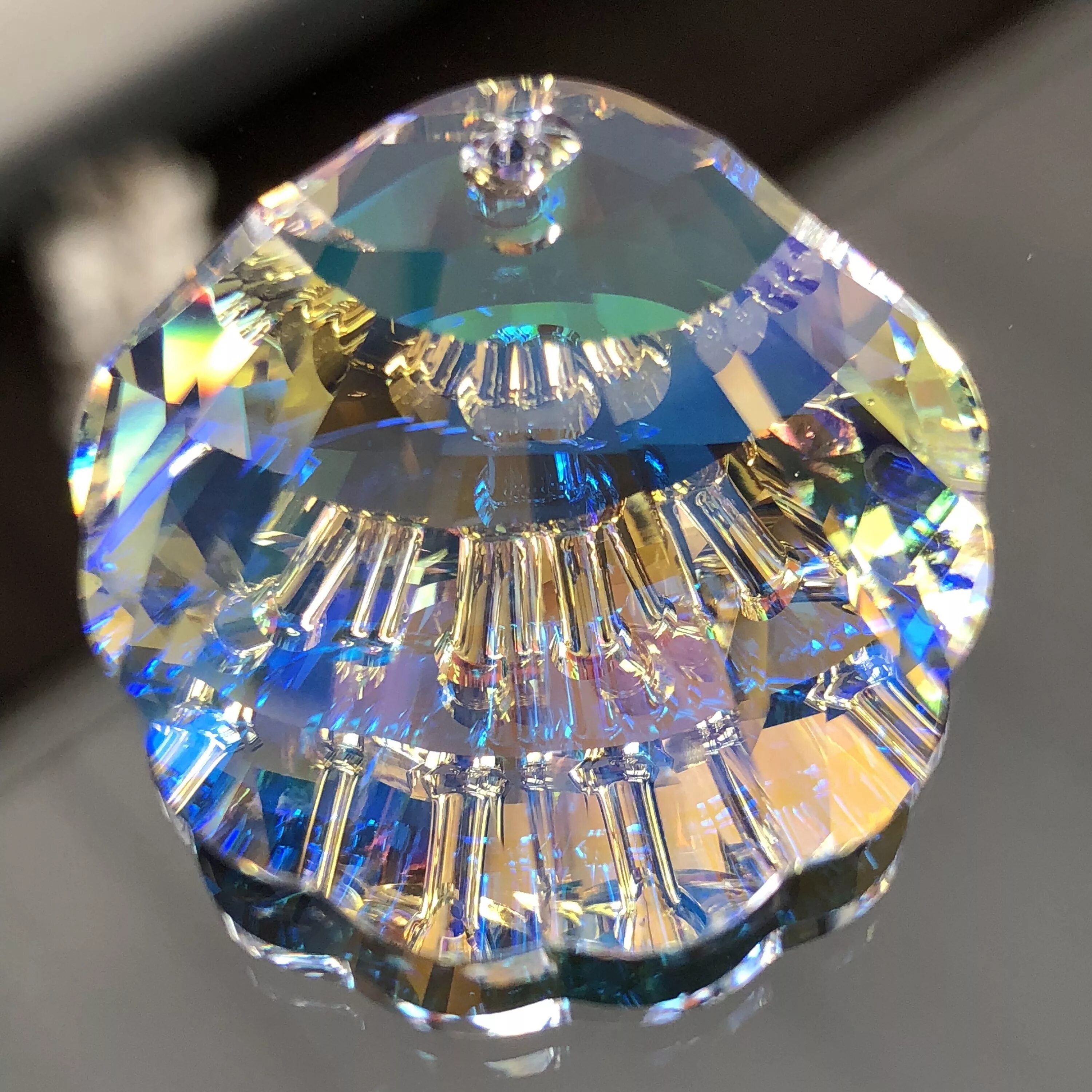 Кристаллы сваровски это. Top shell 2007 swarovski crystal. кристалл сваровски сахара. украшения хрусталь сваровски. хрустальная ракушка.