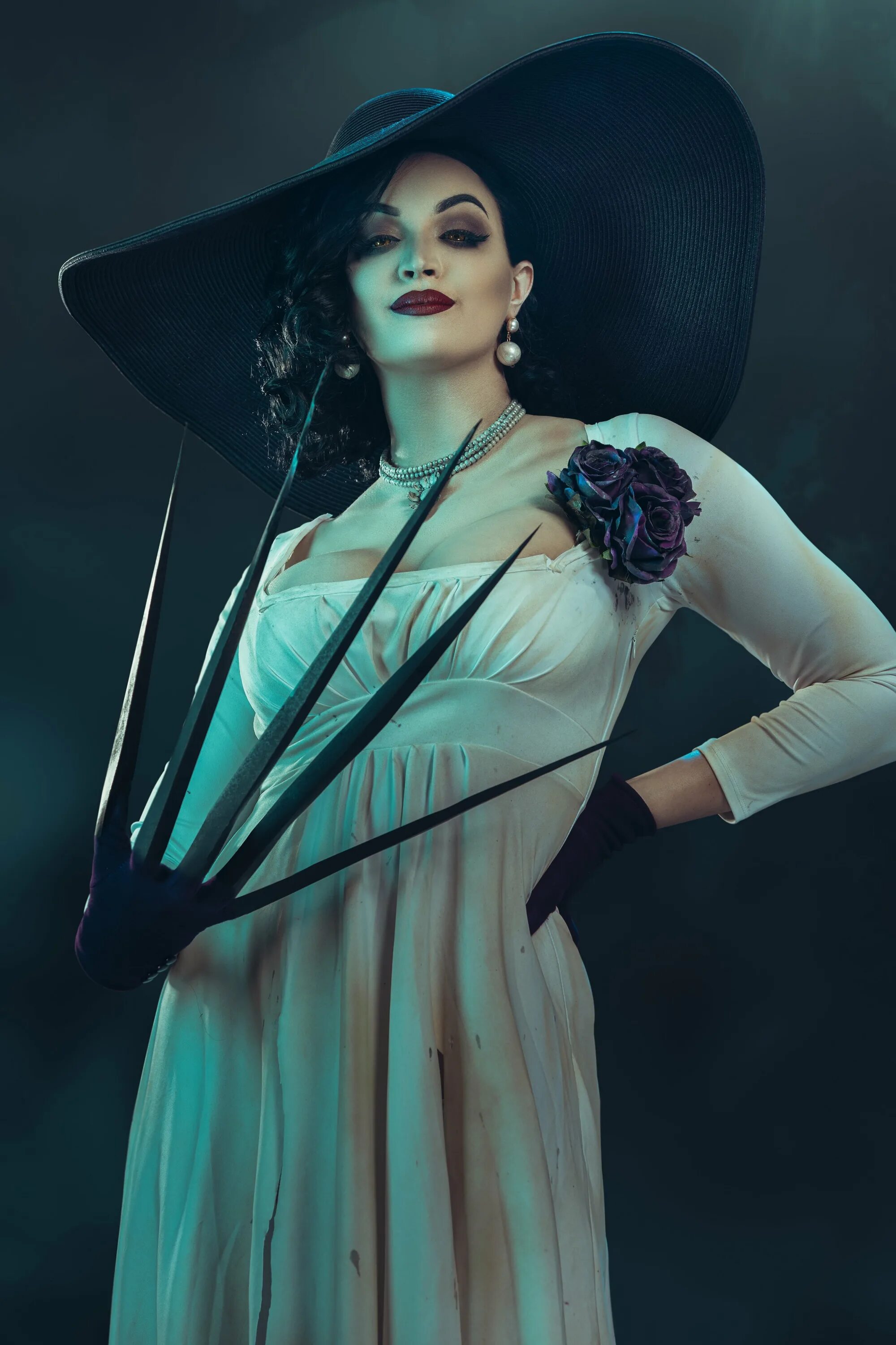 Good lady духи. Леди гуд. Леди лессо школа добра и зла. Керри вашингтон школа добра и зла. Леди мэриан дисней.