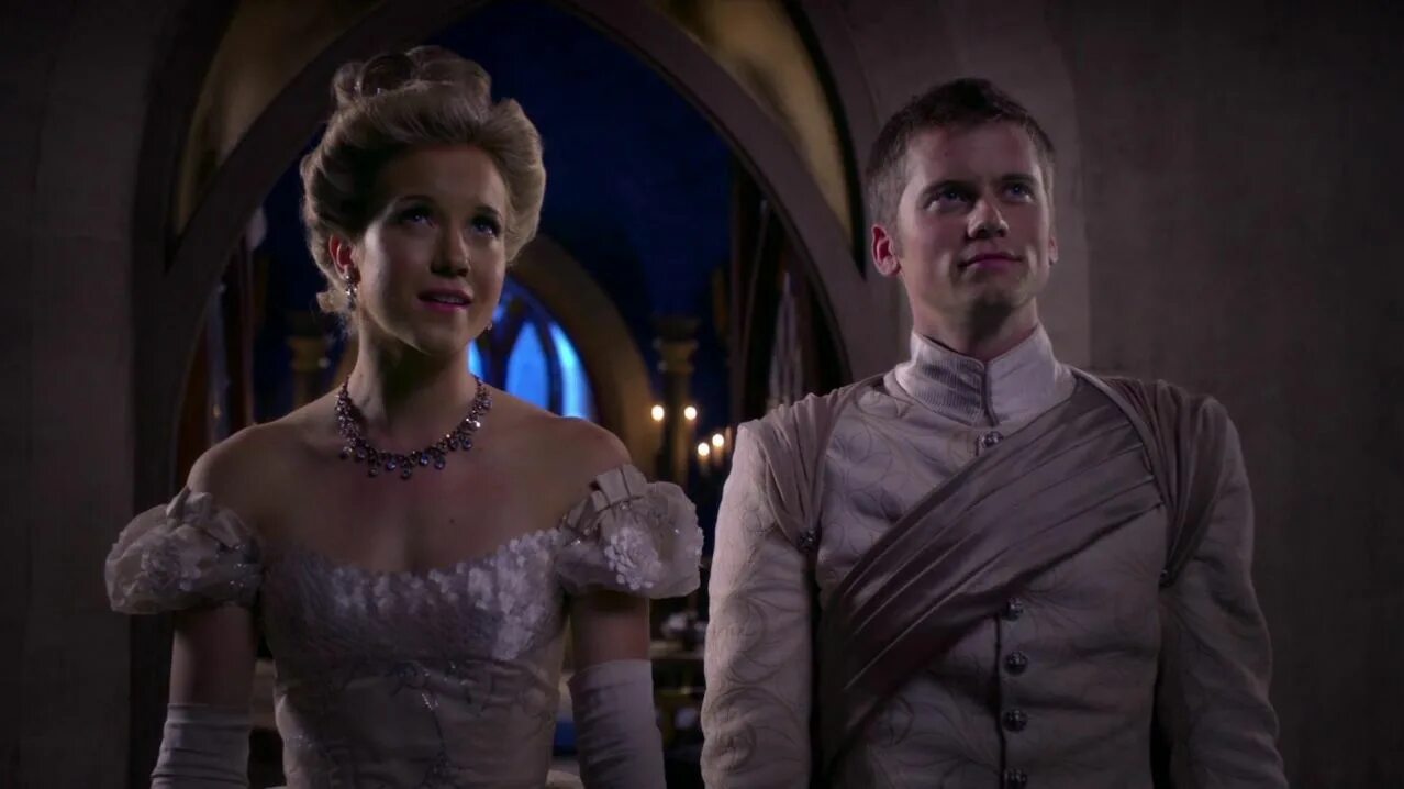 Once upon a cinderella. Once upon a cinderella. Однажды в сказке золушка. Однажды в сказке золушка. Люси хейл золушка.