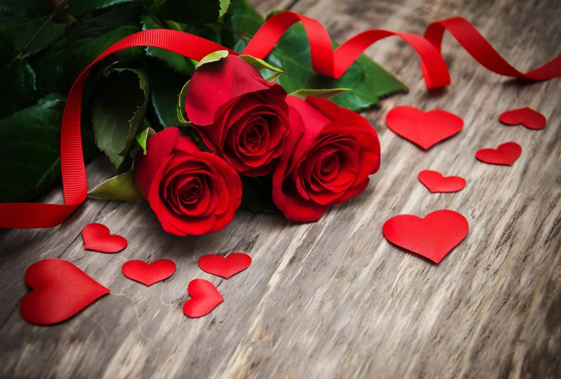 Красивое сердце. Цветы сердце. Сердечки цветочки. Розы в сердце. Valentine's roses