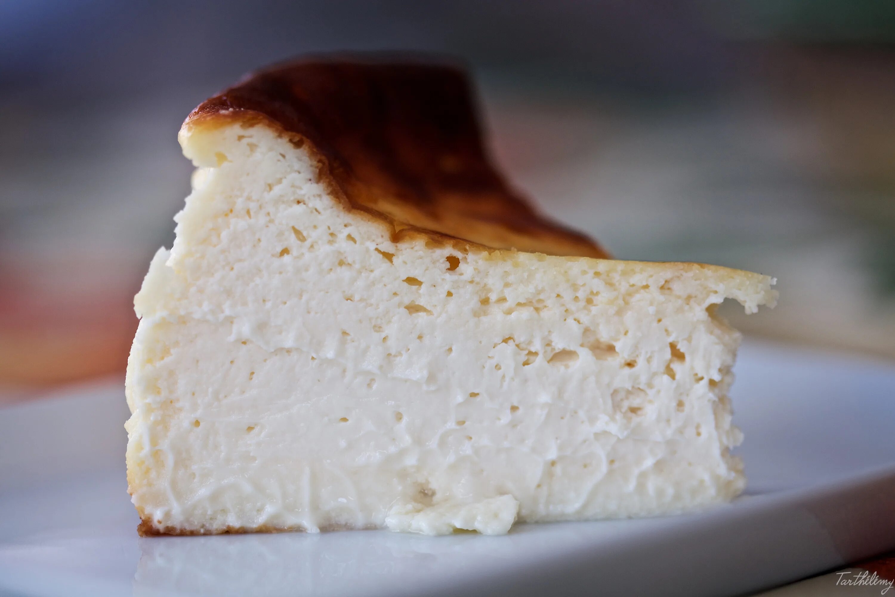 баскский чизкейк токио. горелый чизкейк. сожженный чизкейк. чизкейк сан себастьян. жженый чизкейк сан себастьян.