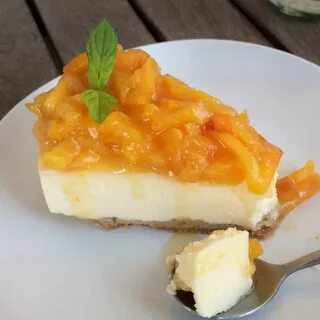 Чизкейк с персиками