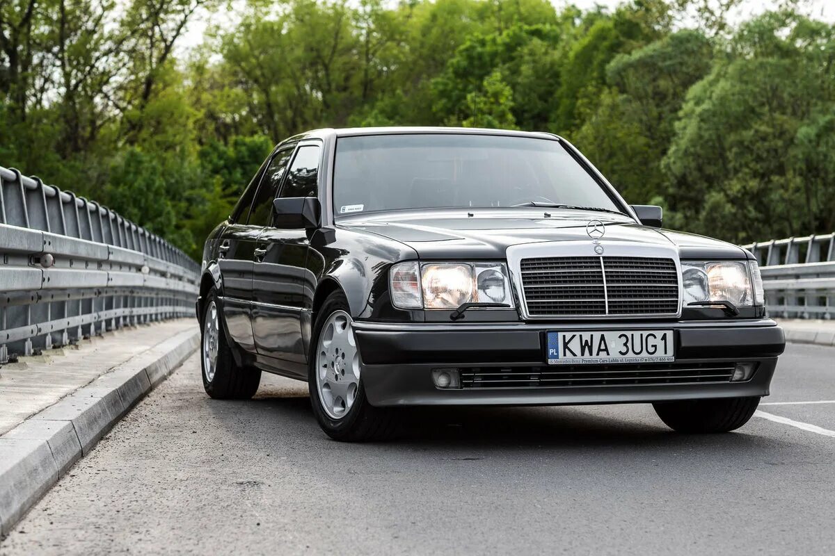 Mercedes-Benz w124. Мерседес Бенц w124. Мерседес w124 e500. Mercedes Benz 124.