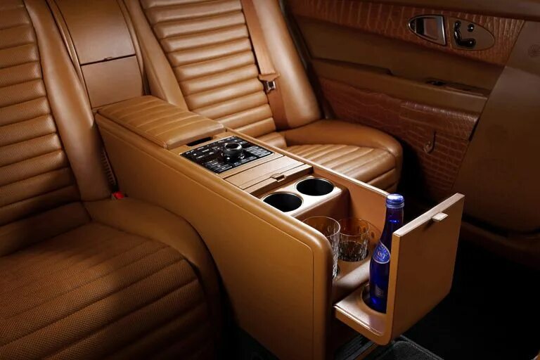 Mercedes-benz f700 салон. Самые удобные автомобили. Самые удобные автомобили. Красивый салон авто. Самые удобные автомобили.