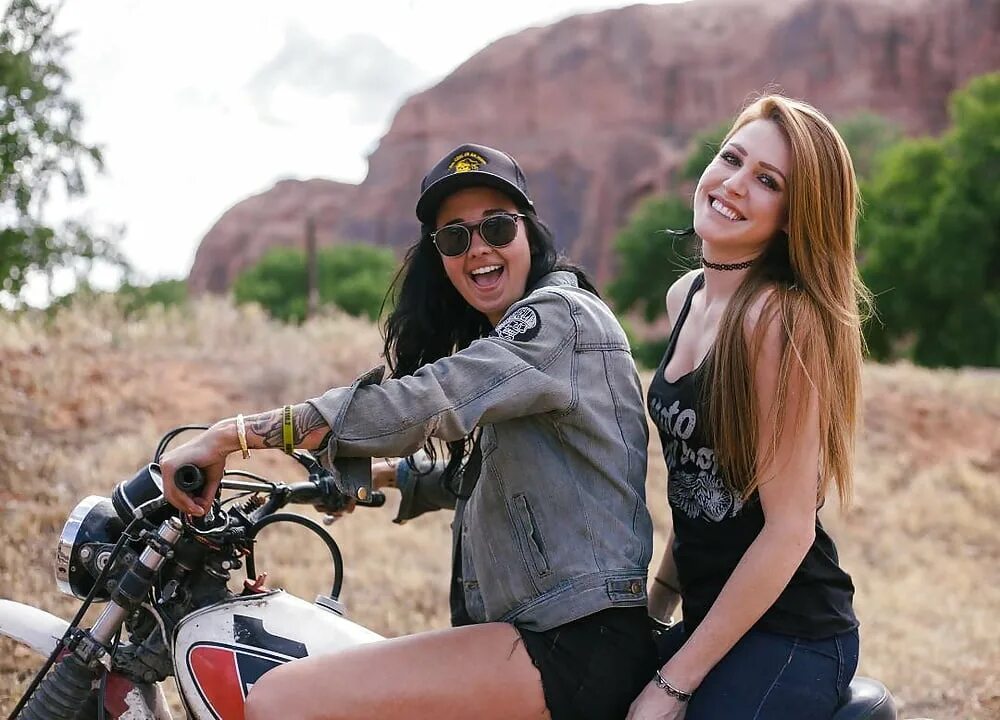 Reflekt ft. Reflekt - need to feel loved. Reflekt. Adam k soha need to feel. Adam k soha need to feel.