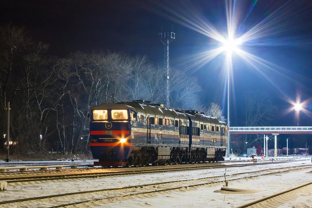 Поезд климовичи. Вокзал климовичи. Вокзал климовичи. Дизель поезд д1. Поезда белоруссии.
