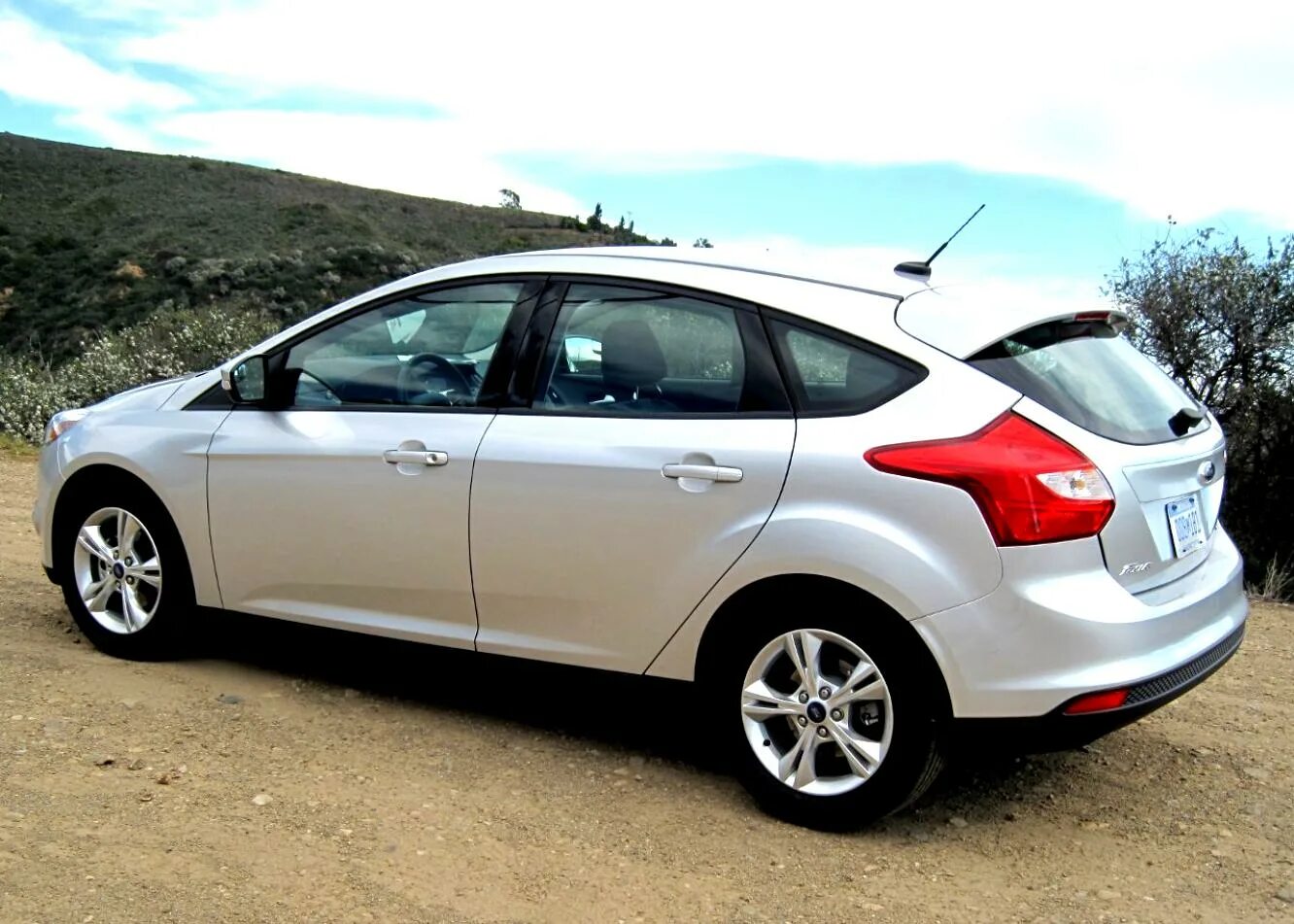 Форд фокус 3 2012 год купить. Ford Focus 3 хэтчбек. Ford Focus 2012. Ford Focus 2012 хэтчбек. Форд фокус 3 2012.