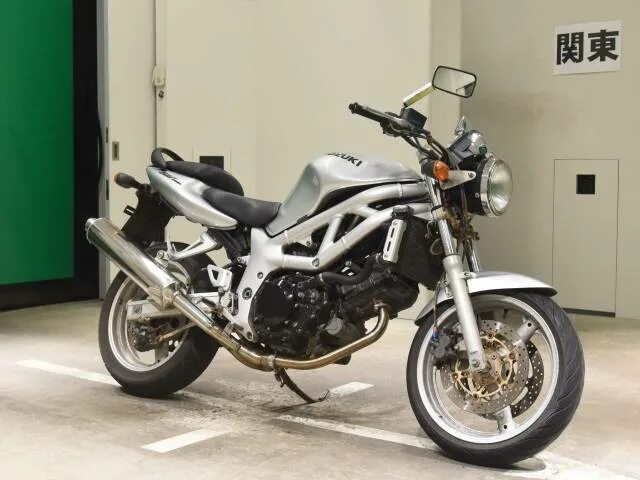 650 см3. Suzuki sv650 2000. Suzuki sv650 2000 год. Suzuki SV 650 2023. Suzuki sw650 2000 год.