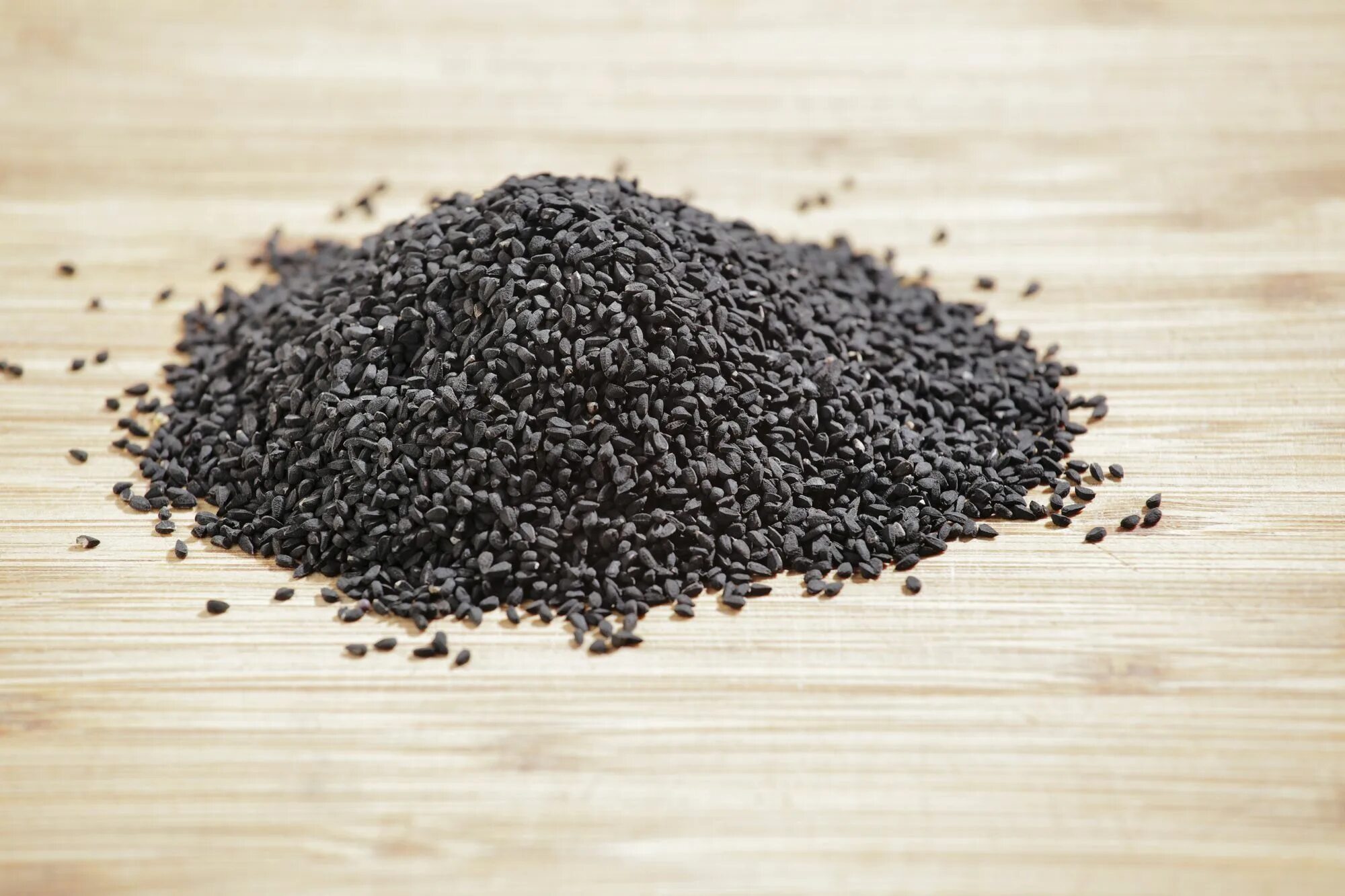 Черный тмин что это. Black Seed Nigella Sativa. Семена тмина Nigella Sativa. Черный тмин Калонджи (семена) Kalonji. Нигелла (чёрный тмин) семена 150+.