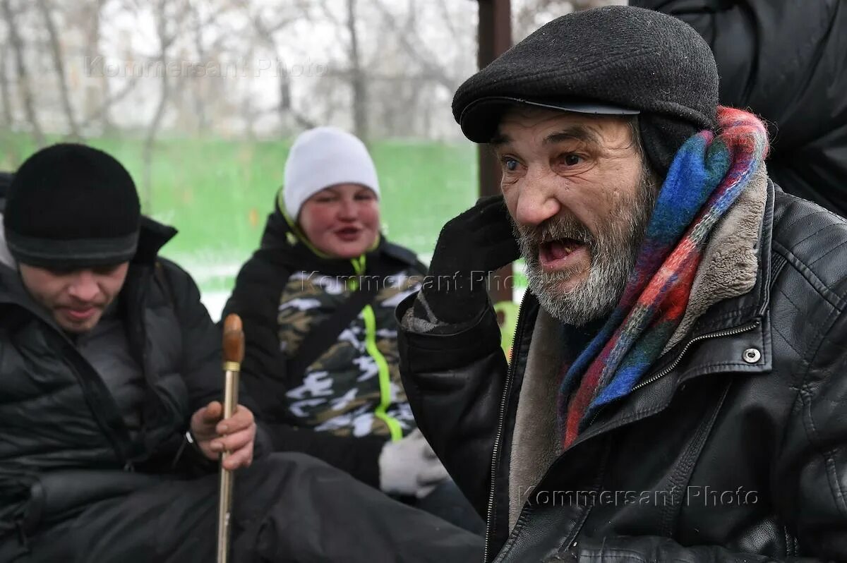 Гражданин бомж. Центры реабилитации и социальной адаптации для бездомных. Топ 10 бомжей Люблино первое место.