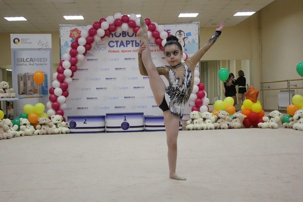 Куркина гимнастика. Художественная гимнастика новороссийск. секция художественной гимнастики. соревнования по гимнастике жемчужины севера.