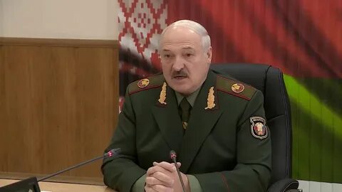 Лукашенко военное положение