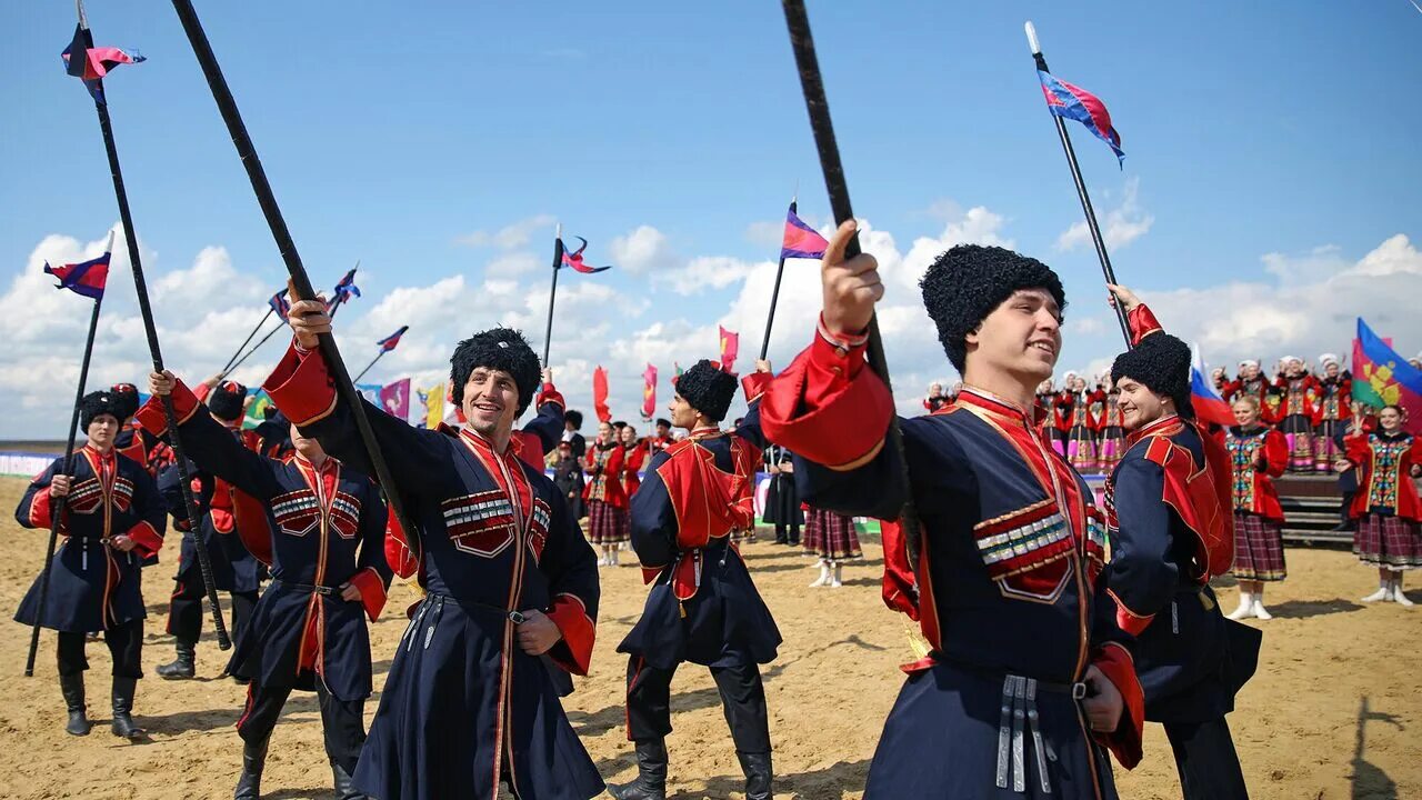 Возвращение к корням: казаки России и зарубежья могут стать единым сообществом -