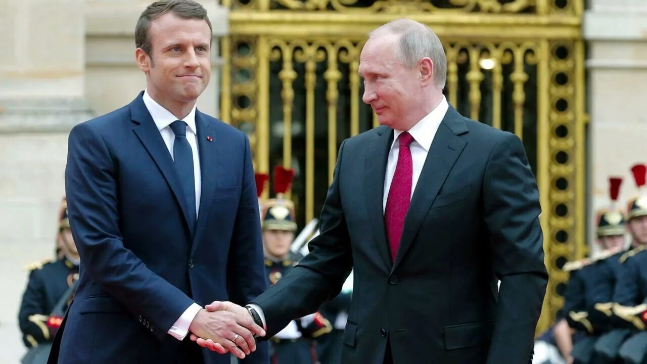 Рукопожатие Путина. Рукопожатие президентов.