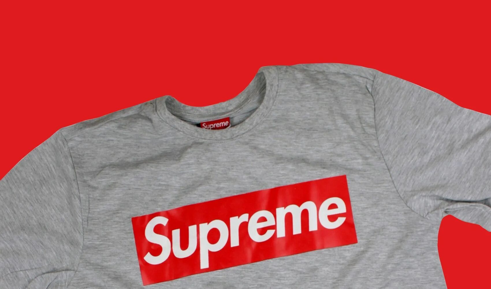 Supreme перевод. Нашивка суприм. Supreme что означает на русском. Supreme вещи. Supreme на русском.
