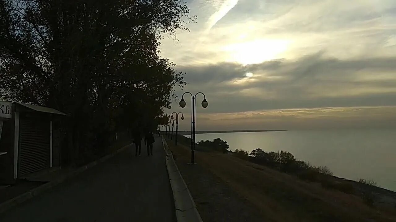 Ейск каменка видео. Каменка азовское море. ейск каменка. ейск каменка 2025. ночное азовское море.
