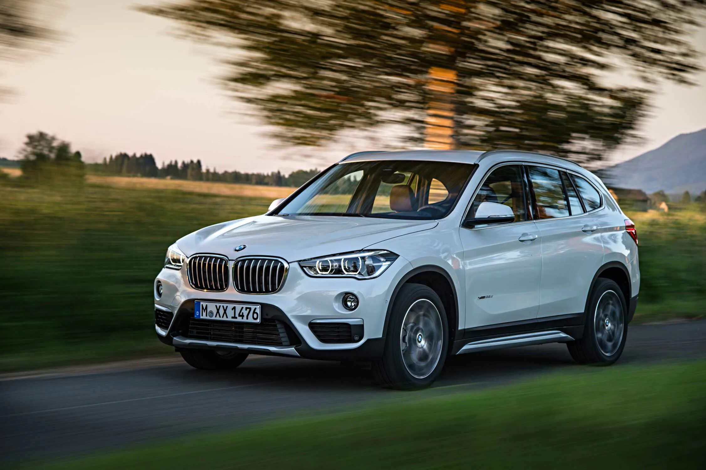 Bmw x1 m. БМВ х1 2021. BMW x1 XDRIVE 30. BMW x1 2023. Новый BMW x1.