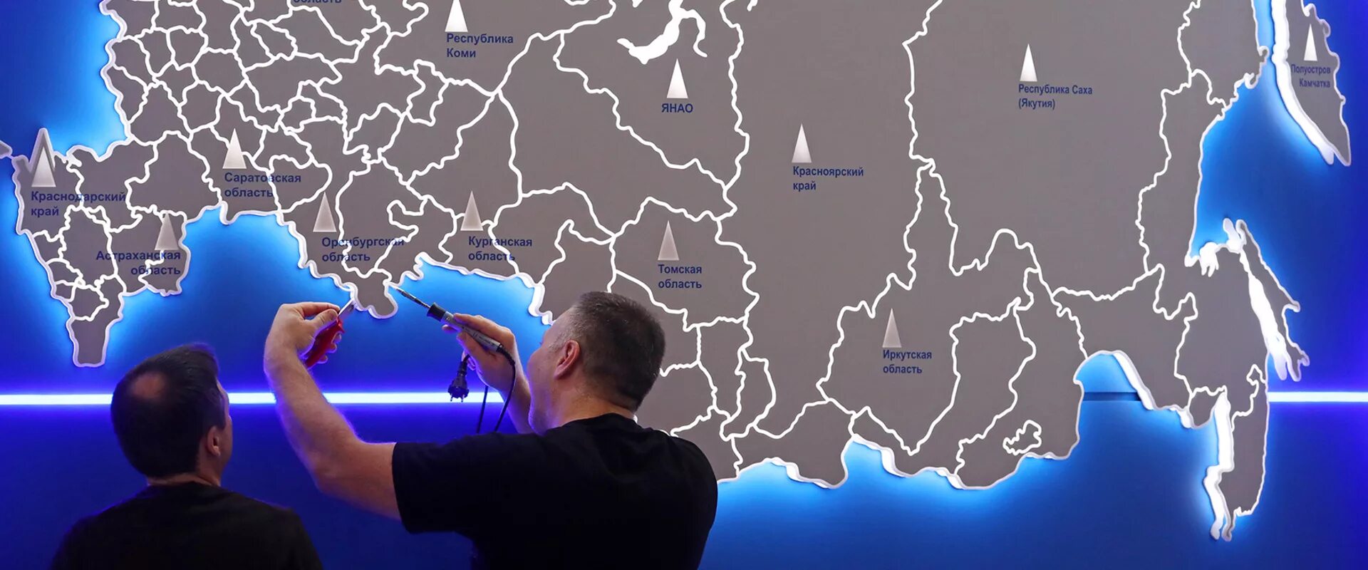 крупнейшие производители автомобилей. крупнейшие компании мира. капитализация нефтяных компаний мира таблица. крупнейшие компании стран. автомобилестроение страны лидеры.