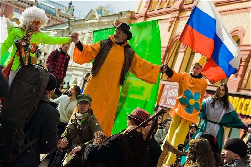 День Святого Патрика в Москве. Святой Патрик в Москве. Святой Патрик Москва 2009 Арбат. Празднование дня Святого Патрика в Москве.