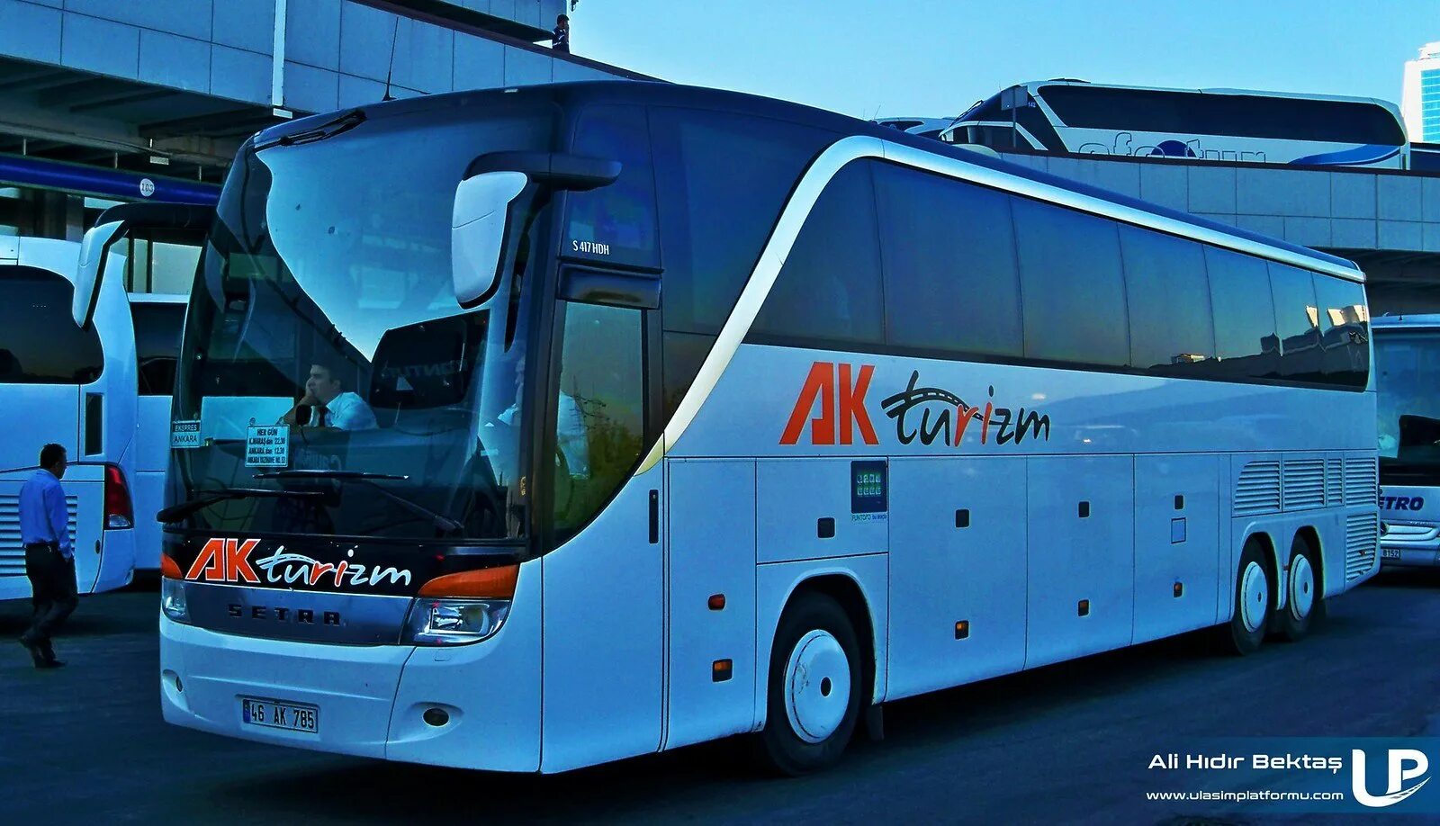 Б у автобус туристический. Setra s417. Автобус Setra s417. Сетра 417 HDH. Setra s 417 HDH автобуса.