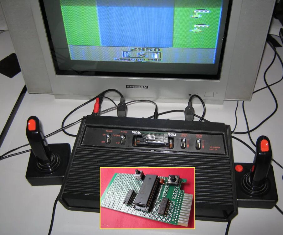 Самодельные приставки. Игровая приставка ZX Spectrum. ZX Spectrum Alf приставка. Старые игровые приставки к телевизору. Первая игровая приставка.