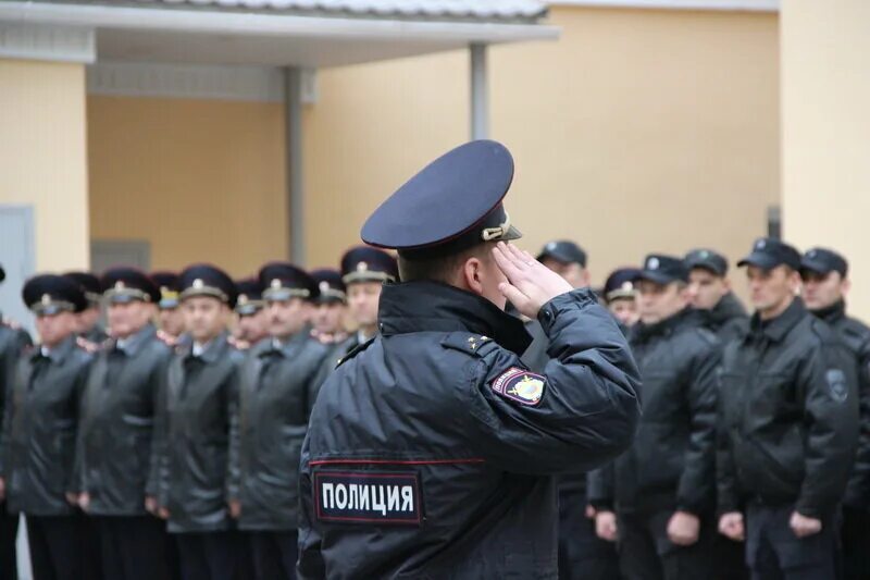 Если участковый бездействует. 128 Отдел полиции Всеволожского. Построение полицейских. Полицейский отдел. Полиция построение.