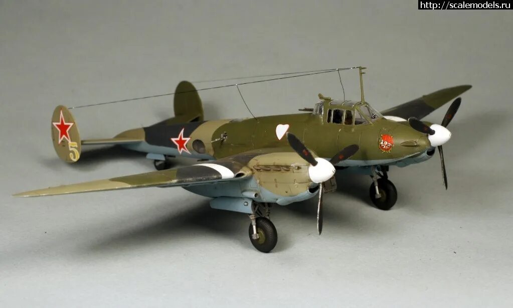 Ту 2 1 72. Пе-2 бомбардировщик модель. Пе-2 звезда 1/72. Модель самолета пе-2. Пе-2 1/72.