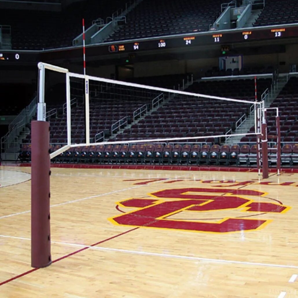 волейбольная площадка цпкио рязань. спортивная площадка волейбол. спортивная площадка волейбол. волейбольная площадка фото. волейбольная сетка на площадке.