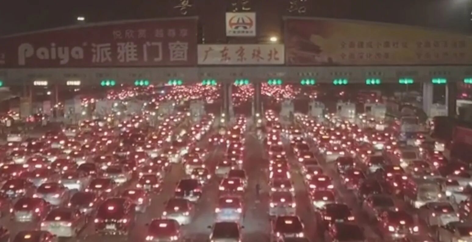 Happy New Year? Nightmarish gridlock on Beijing motorway as holiday ends It alwa